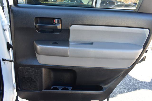 Toyota Sequoia SR5 5.7L 2WD 2013