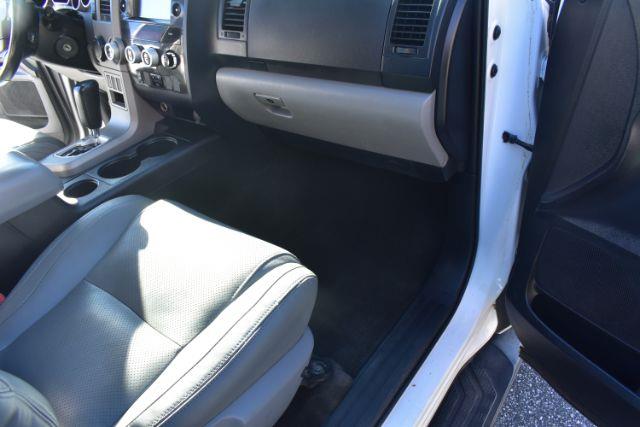 Toyota Sequoia SR5 5.7L 2WD 2013