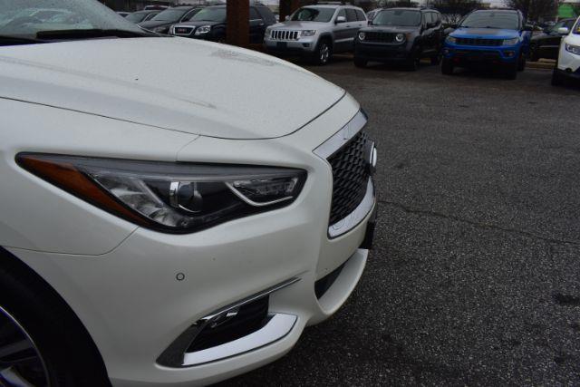 Infiniti QX60 Base AWD 2017