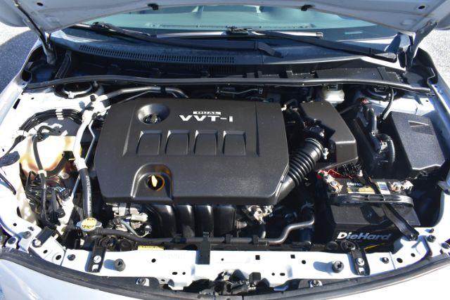 Toyota Corolla LE 4-Speed AT 2010