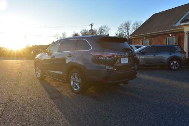 Toyota Highlander Limited Platinum AWD V6 2015
