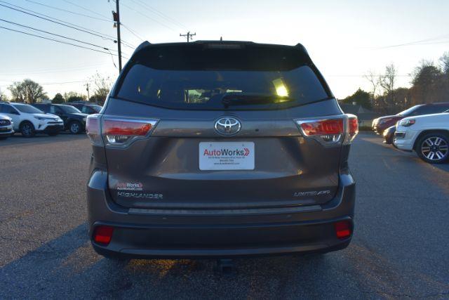 Toyota Highlander Limited Platinum AWD V6 2015