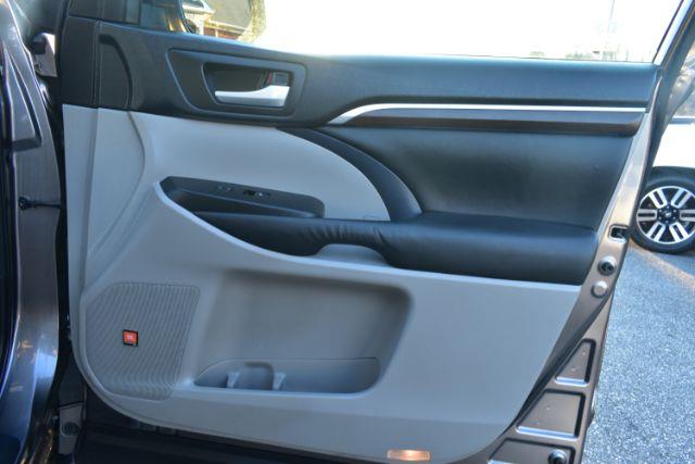 Toyota Highlander Limited Platinum AWD V6 2015