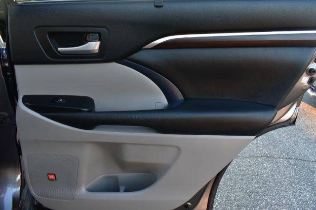 Toyota Highlander Limited Platinum AWD V6 2015