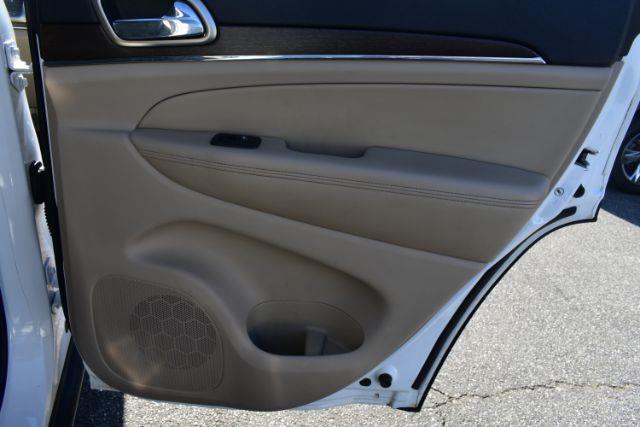 Jeep Grand Cherokee Limited 2WD 2015