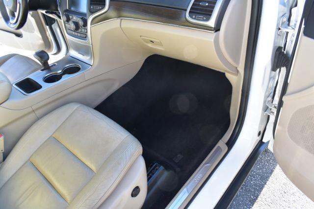 Jeep Grand Cherokee Limited 2WD 2015