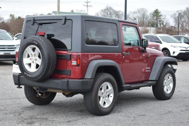 Jeep Wrangler Sport 4WD 2013