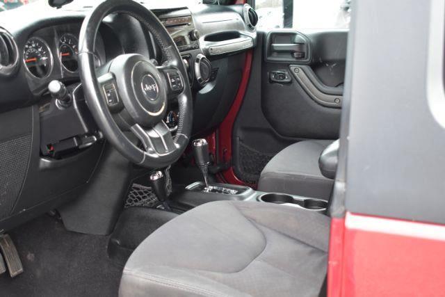 Jeep Wrangler Sport 4WD 2013