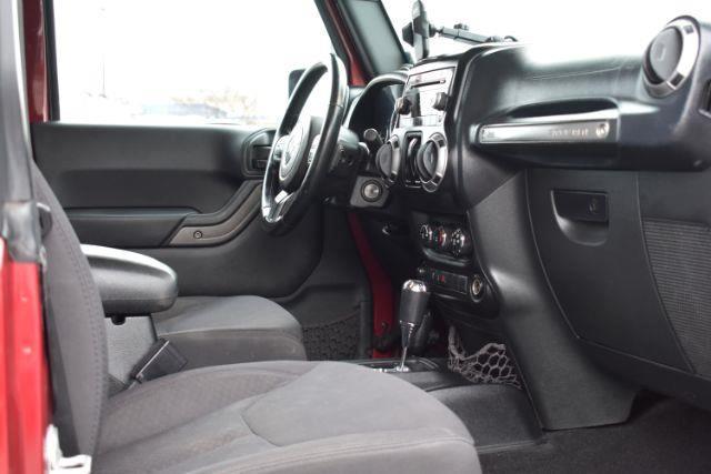 Jeep Wrangler Sport 4WD 2013