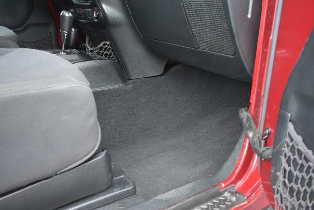 Jeep Wrangler Sport 4WD 2013