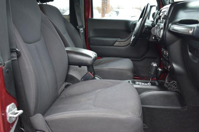 Jeep Wrangler Sport 4WD 2013