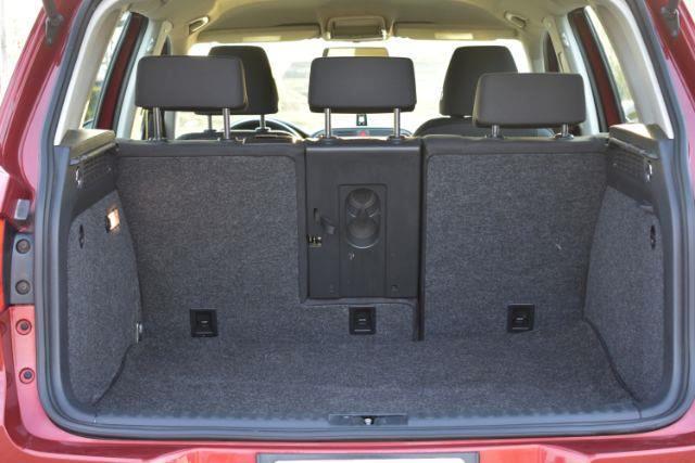 Volkswagen Tiguan SE 2011