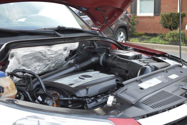 Volkswagen Tiguan SE 2011