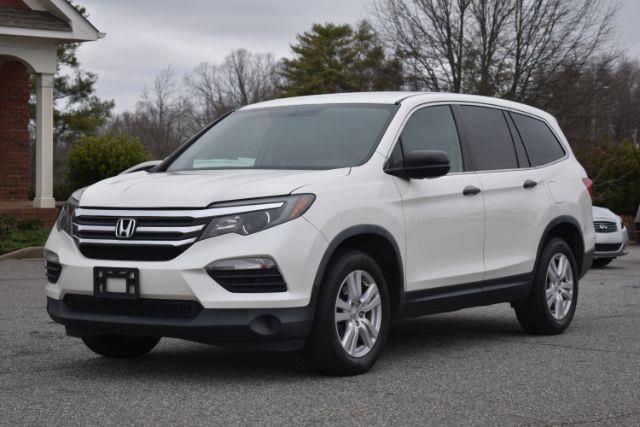 2018 Honda Pilot LX 2WD