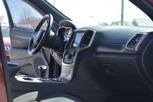 Jeep Grand Cherokee Laredo 4WD 2015