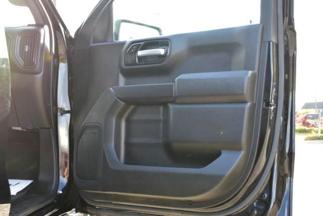 Chevrolet Silverado 1500 Custom Crew Cab Short Box 4WD 2021