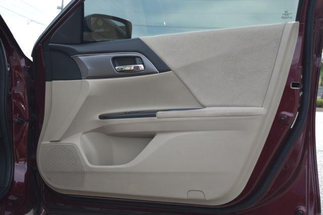 Honda Accord LX Sedan CVT 2013