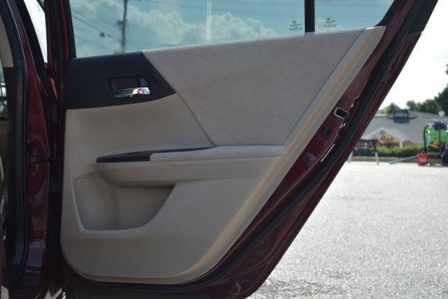 Honda Accord LX Sedan CVT 2013