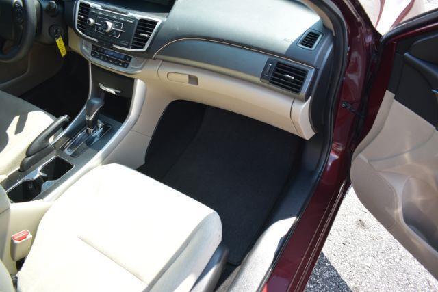 Honda Accord LX Sedan CVT 2013