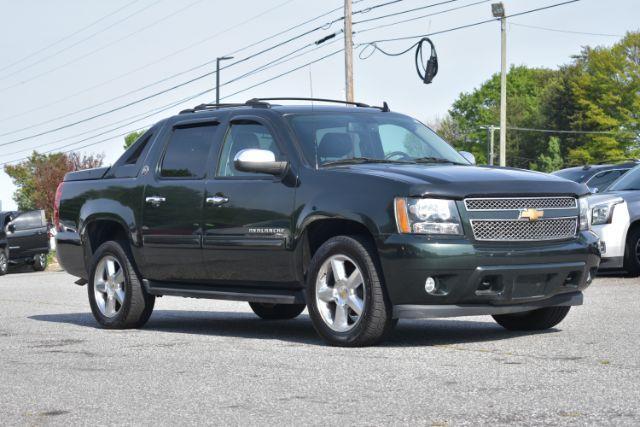 Chevrolet Avalanche LT 4WD 2013