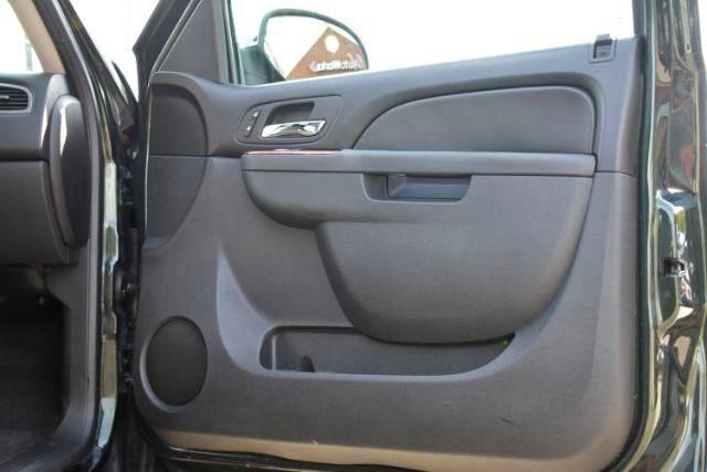 Chevrolet Avalanche LT 4WD 2013