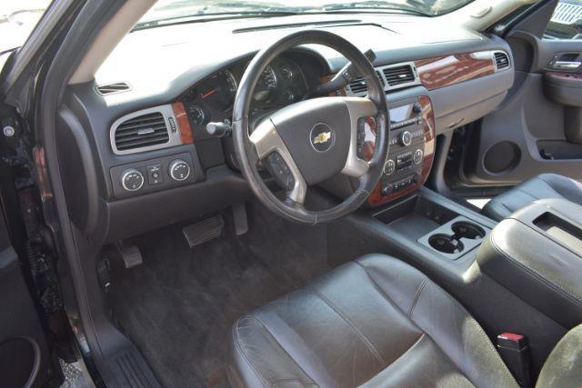 Chevrolet Avalanche LT 4WD 2013