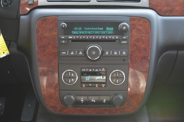 Chevrolet Avalanche LT 4WD 2013