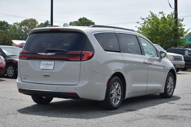 Chrysler Pacifica Touring Plus 2021
