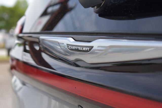 Chrysler Pacifica Touring Plus 2021