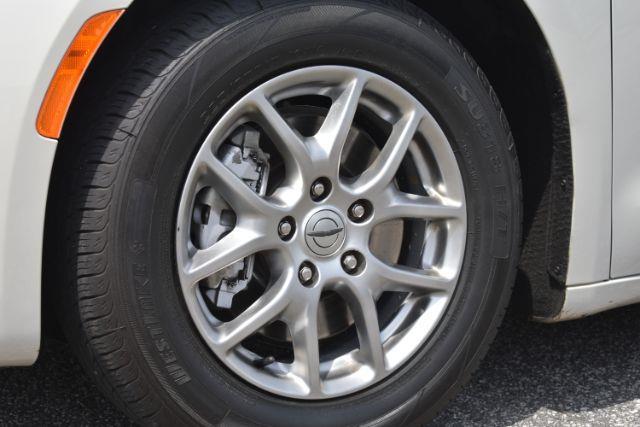 Chrysler Pacifica Touring Plus 2021