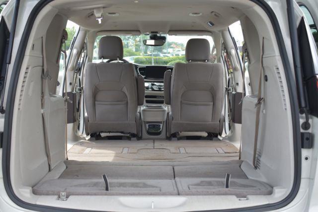 Chrysler Pacifica Touring Plus 2021