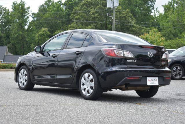 Mazda MAZDA3 i Sport 4-Door 2011