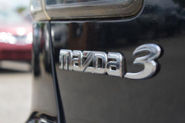 Mazda MAZDA3 i Sport 4-Door 2011