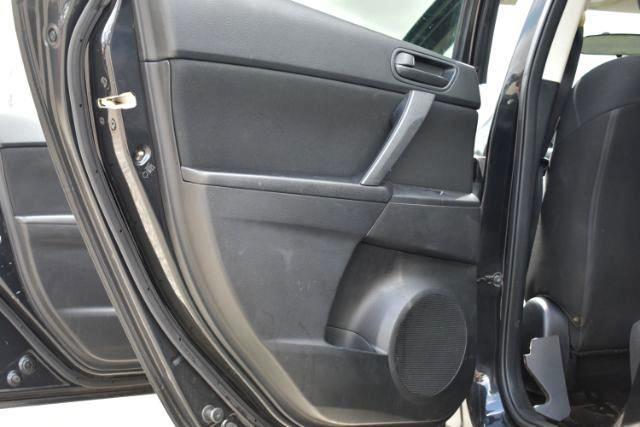 Mazda MAZDA3 i Sport 4-Door 2011