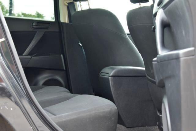 Mazda MAZDA3 i Sport 4-Door 2011