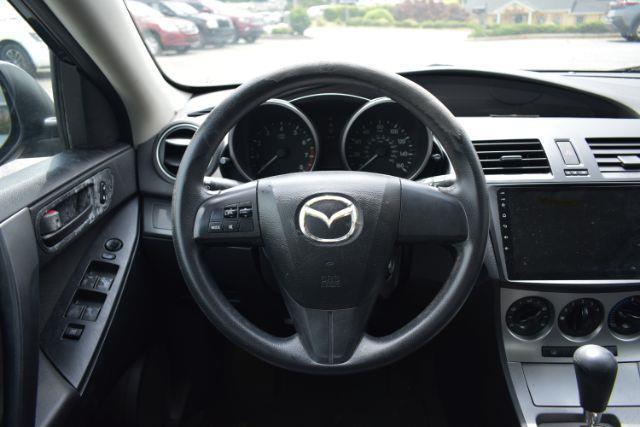Mazda MAZDA3 i Sport 4-Door 2011