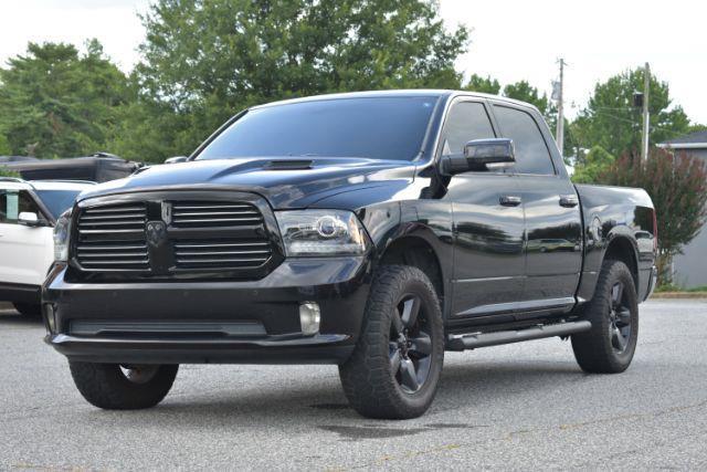 RAM 1500 Sport Crew Cab SWB 4WD 2015