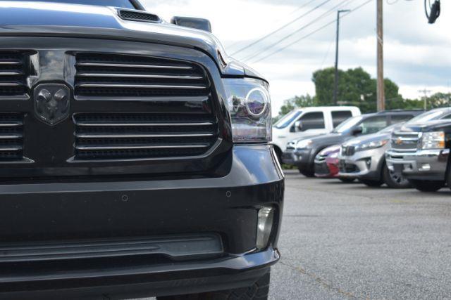 RAM 1500 Sport Crew Cab SWB 4WD 2015