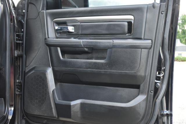RAM 1500 Sport Crew Cab SWB 4WD 2015