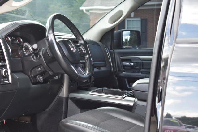 RAM 1500 Sport Crew Cab SWB 4WD 2015