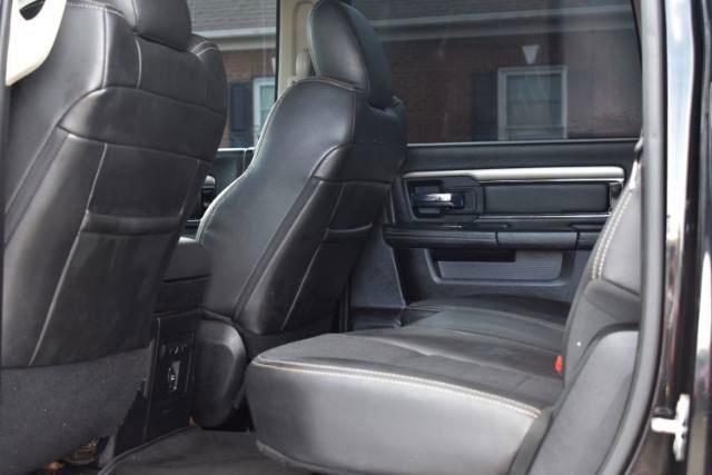 RAM 1500 Sport Crew Cab SWB 4WD 2015