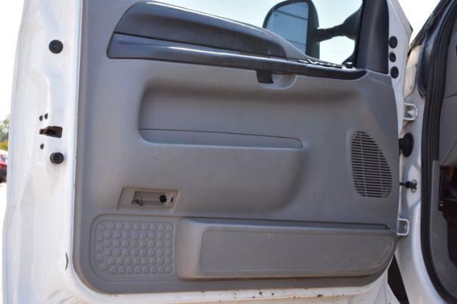 Ford F-350 SD XLT Crew Cab 4WD DRW 2006