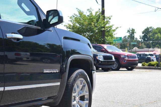GMC Sierra 1500 SLT Crew Cab Long Box 2WD 2017