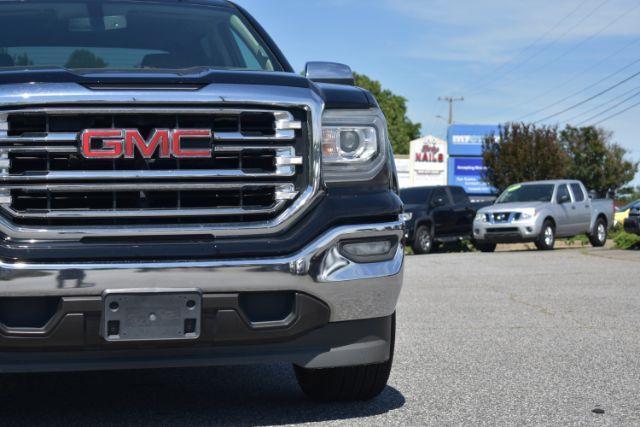 GMC Sierra 1500 SLT Crew Cab Long Box 2WD 2017