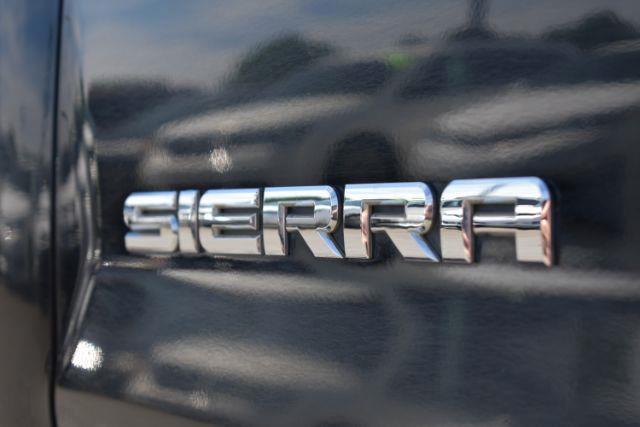 GMC Sierra 1500 SLT Crew Cab Long Box 2WD 2017