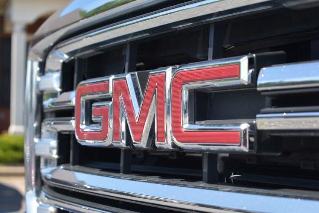 GMC Sierra 1500 SLT Crew Cab Long Box 2WD 2017
