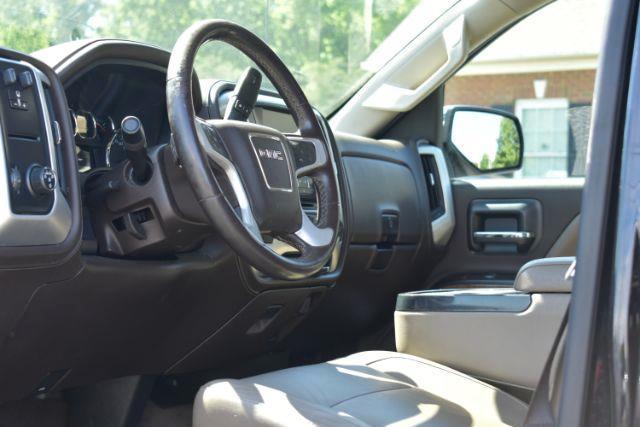 GMC Sierra 1500 SLT Crew Cab Long Box 2WD 2017