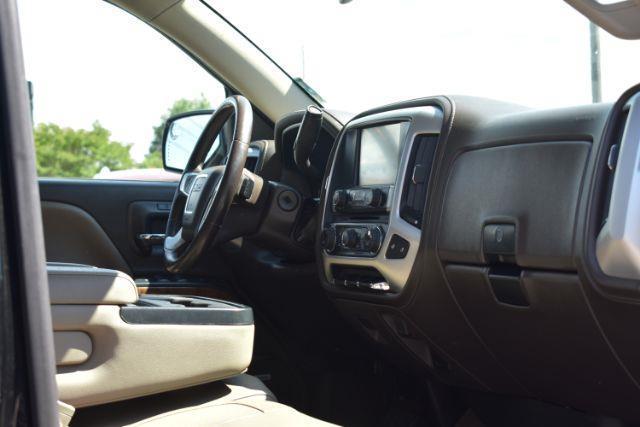GMC Sierra 1500 SLT Crew Cab Long Box 2WD 2017