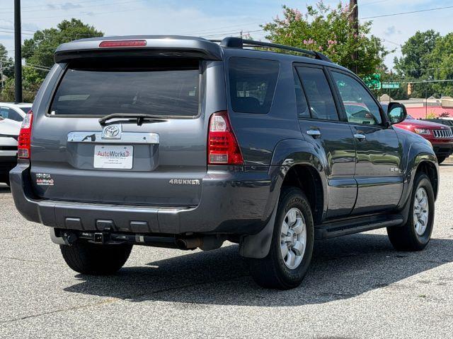 Toyota 4Runner SR5 4WD V6 2009
