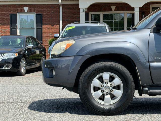 Toyota 4Runner SR5 4WD V6 2009